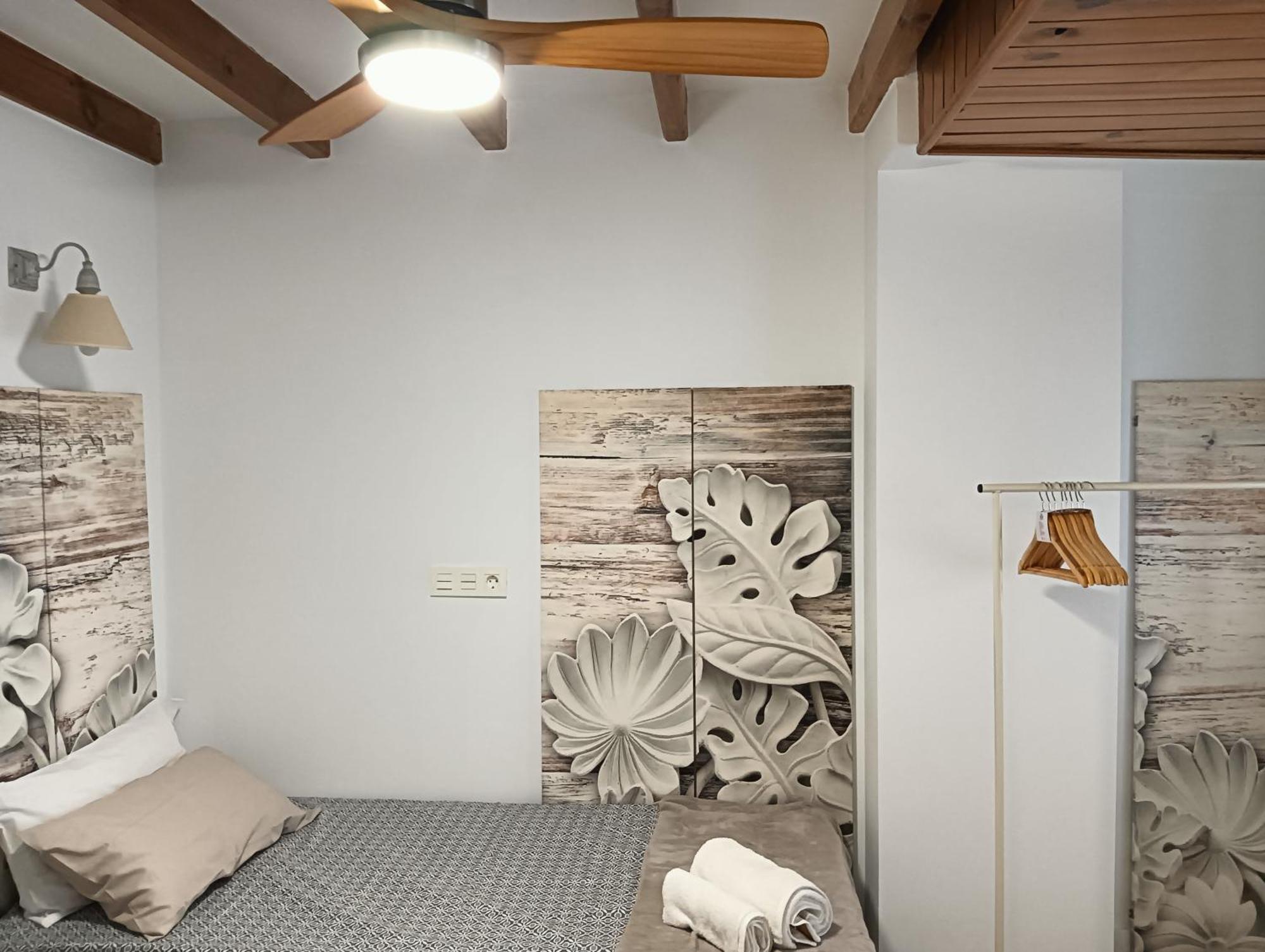 La Casa De La Plaza Apartment Guejar Sierra Exterior photo