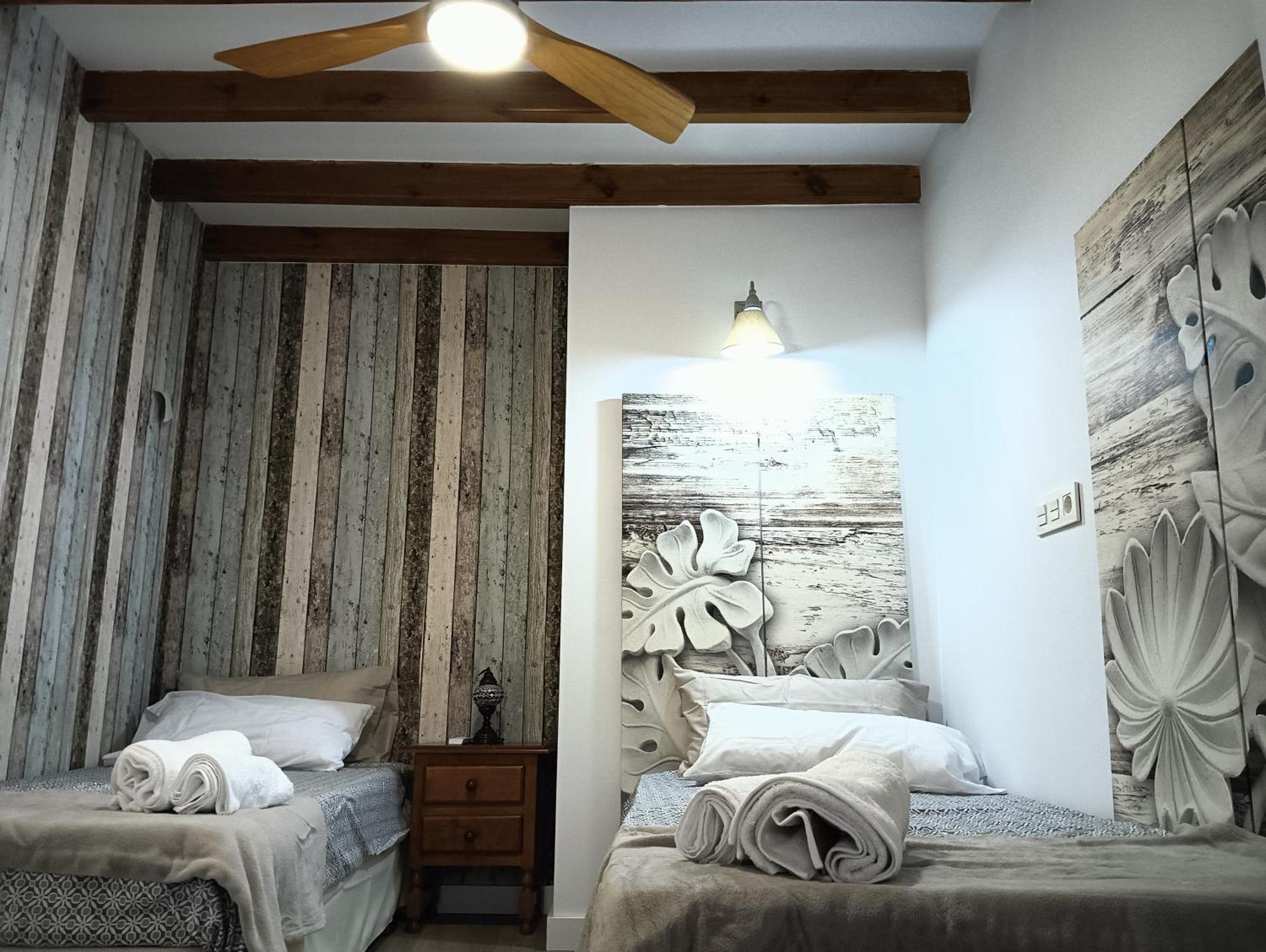 La Casa De La Plaza Apartment Guejar Sierra Room photo